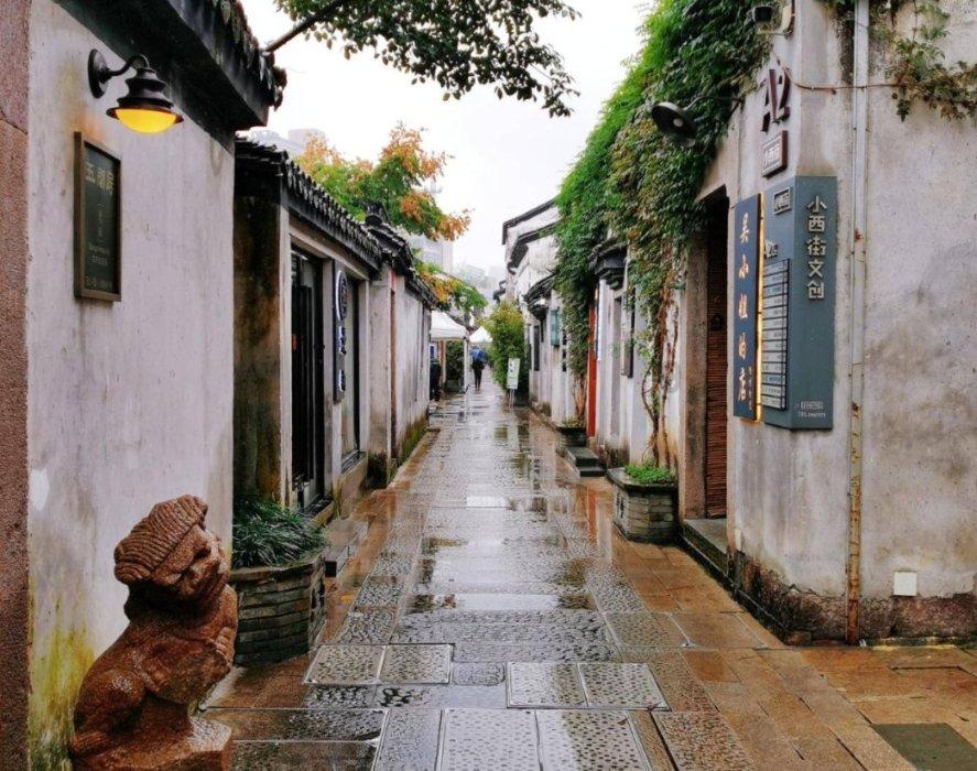 千呼万唤始出来,《仙剑四》今晚开播,女主角番位有争议!